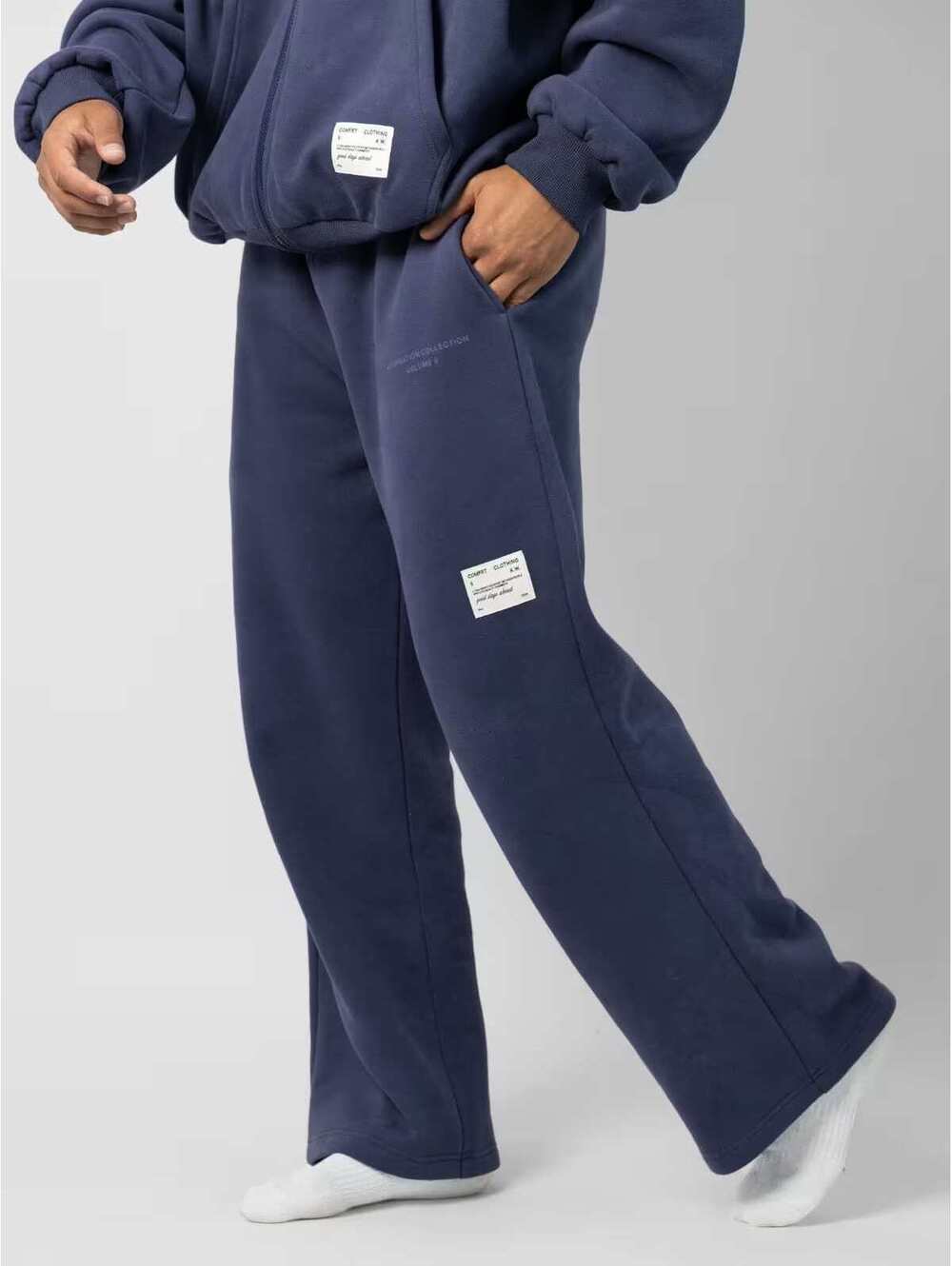 COMFRT NWOT Affirmation Collection Straight Leg Midnight Blue Size [L]